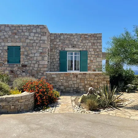 Villa Petra *